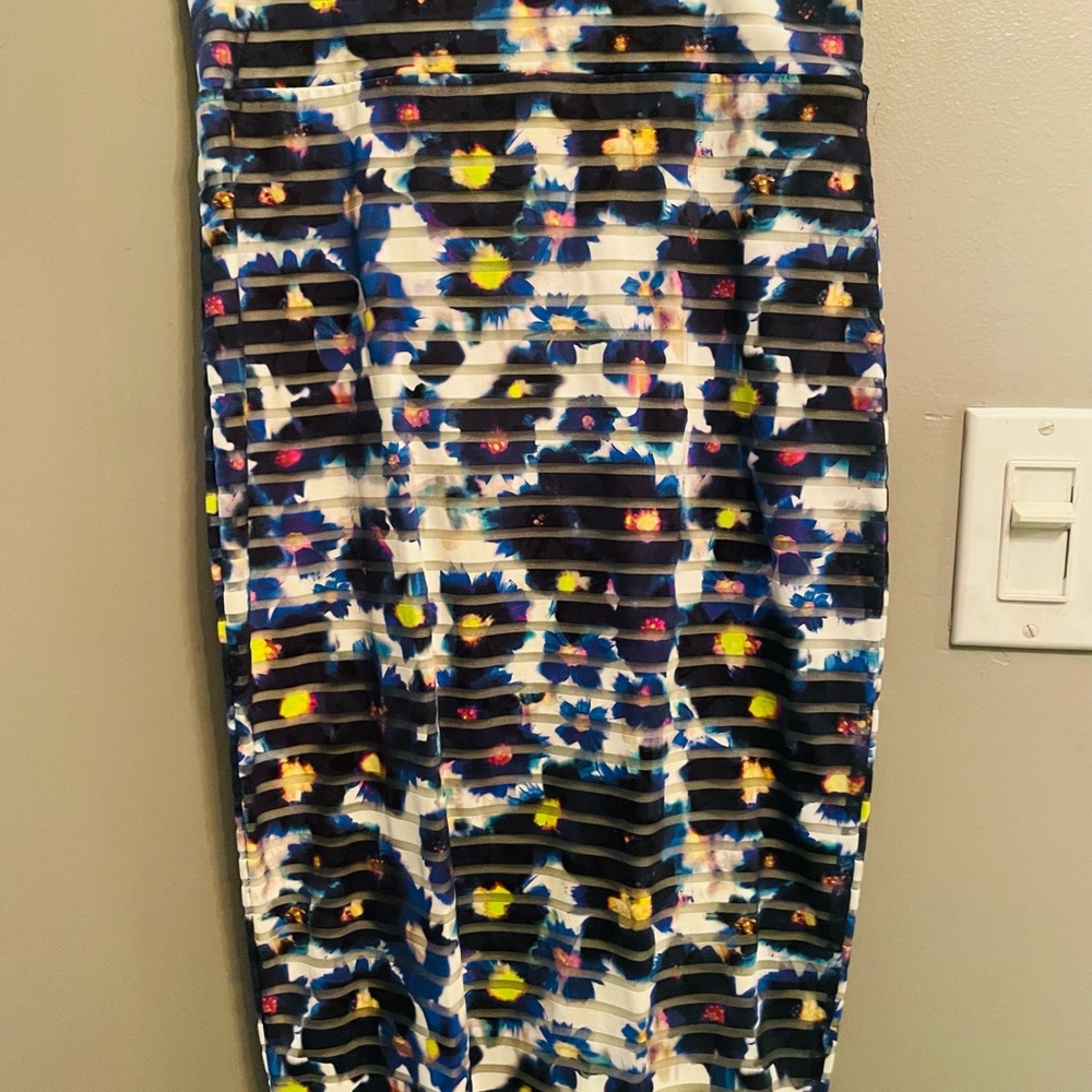Fuzzi pencil skirt size small